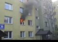 Pożar w mieszkaniu na ostrowieckim osiedlu. Jedna osoba ranna - Radio Kielce Pożar w mieszkaniu na ostrowieckim osiedlu. Jedna osoba ranna
