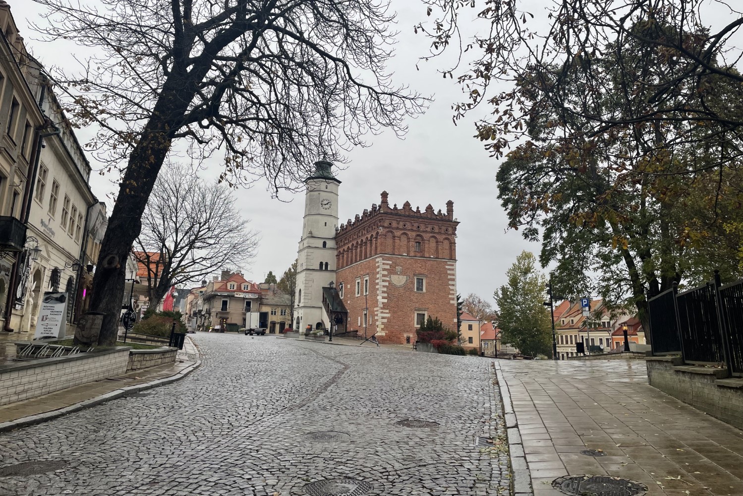 Renesansowy ratusz w Sandomierzu wymaga remontu