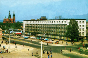 Kielce. Ulica Żelazna. Lata 1971-1973. Hotel „Centralny” / źródło: fotopolska.eu