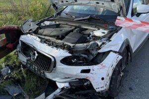 25.10.2025. Droga wojewódzka nr 751. Wzdół Kolonia. Wypadek / Fot. Ochotnicza Straż Pożarna w Bodzentynie