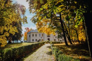 Zmieni się park przy zabytkowym pałacu Kołłątajów