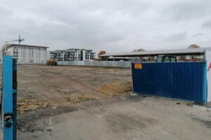 21.10.2025. Busko-Zdrój. Budowa pięciokondygnacyjnego parkingu na 500 miejsc / Fot. Marta Gajda-Kruk - Radio Kielce