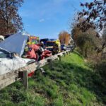 25.10.2025. Droga wojewódzka nr 751. Wzdół Kolonia. Wypadek / Fot. OSP Wzdół