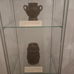 Sandomierska ceramika na wystawie w kamienicy Oleśnickich - Radio Kielce