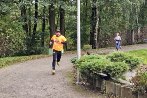 12.10.2025. Ostrowiec Świętokrzyski. XIII MOSiR Gutwin Run 2025 / Fot. Maciej Makuła - Radio Kielce