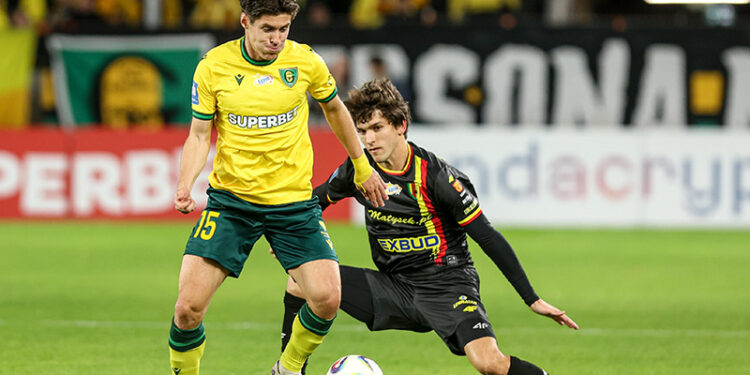 Wsparcie kibiców było, zwycięstwa niestety nie - Radio Kielce 25.10.2025. Katowice. Mecz 13. kolejki PKO BP Ekstraklasy: GKS Katowice - Korona Kielce / Fot. PAP/Art Service