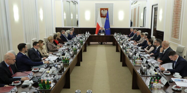 Rząd przyjął projekt ws. asystencji osobistej osób z niepełnosprawnościami - Radio Kielce Rząd przyjął projekt ws. asystencji osobistej osób z niepełnosprawnościami