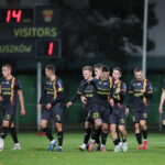 Korona zdemolowała gospodarzy