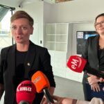 Na zdjęciu: Agata Wojda, prezydent Kielc i Barbara Damian, dyrektor Zarządu Transportu Miejskiego w Kielcach / Fot. Marcin Marszałek - Radio Kielce