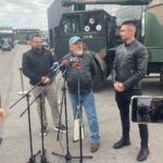 15.10.2025. Starachowice. „Staruś” przed firmą Star San Duo / Fot. Anna Głąb - Radio Kielce