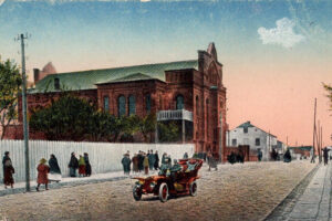 Historia kieleckich ulic. Warszawska - Radio Kielce Kielce. Ulica Warszawska. 1916 rok. Synagoga / źródło: fotopolska.eu