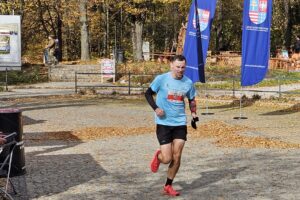 19.10.2025. Chęciny. Bieg na Tysiąclecie Koronacji Bolesława Chrobrego / Fot. Maciej Makuła - Radio Kielce