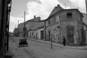 Kielce. Ulica Wesoła. Lata 1950-1960. Widok od ul. Bodzentyńskiej / źródło: fotopolska.eu