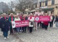 17.10.2025. Sandomierz. Marsz Amazonek / Fot. Grażyna Szlęzak-Wójcik - Radio Kielce