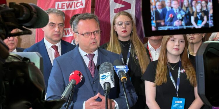 04.10.2025. Kielce. Grand Hotel. Kongres Wojewódzki Nowej Lewicy / Fot. Marcin Marszałek - Radio Kielce