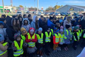 W Ostrowcu upamiętniono ofiary zamordowane przez Niemców - Radio Kielce 31.10.2025. Ostrowiec Świętokrzyski. Rocznica rozstrzelania 20 mieszkańców miasta w 1943 roku / Fot. UM Ostrowiec Świętokrzyski