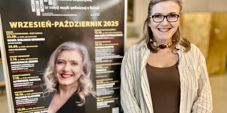02.10.2025. Kielce. Filharmonia Świętokrzyska. Na zdjęciu: Aleksandra Zamojska – sopranistka / Fot. Jarosław Kubalski - Radio Kielce