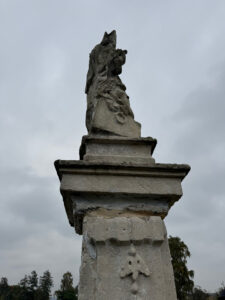 Czy uda się uratować św. Stanisława? - Radio Kielce Skalbmierz. Figura świętego Stanisława / Fot. Marta Gajda-Kruk - Radio Kielce