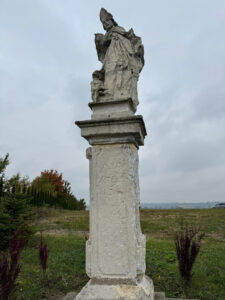 Czy uda się uratować św. Stanisława? - Radio Kielce Skalbmierz. Figura świętego Stanisława / Fot. Marta Gajda-Kruk - Radio Kielce