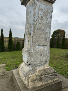 Czy uda się uratować św. Stanisława? - Radio Kielce Skalbmierz. Figura świętego Stanisława / Fot. Marta Gajda-Kruk - Radio Kielce