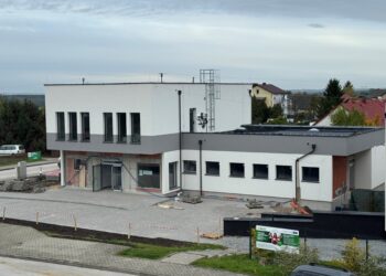 Kije. Nowo budowany ośrodek zdrowia w Kijach / Fot. Marta Gajda-Kruk - Radio Kielce