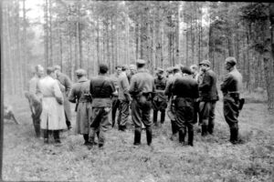 Historia zaklęta w zdjęciach. Klatka po klatce odkrywamy tajemnice - Radio Kielce Historia zaklęta w zdjęciach. Klatka po klatce odkrywamy tajemnice - Radio Kielce