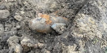 Niewybuch na terenie jednostki wojskowej