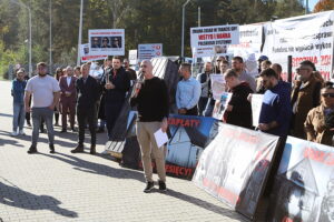 23.10.2025. Kielce. WFOŚiGW. Protest przedsiębiorców / Fot. Wiktor Taszłow - Radio Kielce