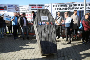 23.10.2025. Kielce. WFOŚiGW. Protest przedsiębiorców / Fot. Wiktor Taszłow - Radio Kielce