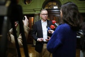 Były prezydent Andrzej Duda promował swoją książkę o sobie - Radio Kielce Były prezydent Andrzej Duda promował swoją książkę o sobie - Radio Kielce