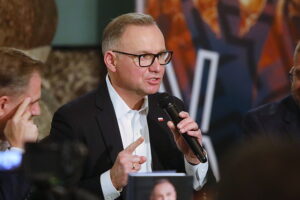 Były prezydent Andrzej Duda promował swoją książkę o sobie - Radio Kielce Były prezydent Andrzej Duda promował swoją książkę o sobie - Radio Kielce