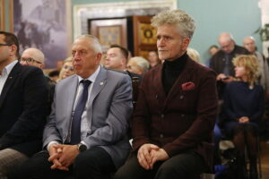 Były prezydent Andrzej Duda promował swoją książkę o sobie - Radio Kielce Były prezydent Andrzej Duda promował swoją książkę o sobie - Radio Kielce