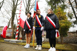 28.10.2025 Kielce. Cmentarz Partyzancki. Obchody upamiętniające 86. rocznicę tragicznej śmierci Prezydenta Stefana Artwińskiego / Fot. Wiktor Taszłow - Radio Kielce