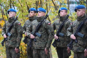 28.10.2025 Kielce. Cmentarz Partyzancki. Obchody upamiętniające 86. rocznicę tragicznej śmierci Prezydenta Stefana Artwińskiego / Fot. Wiktor Taszłow - Radio Kielce