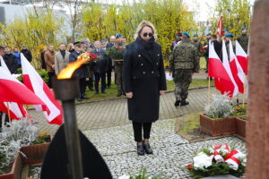 28.10.2025 Kielce. Cmentarz Partyzancki. Obchody upamiętniające 86. rocznicę tragicznej śmierci Prezydenta Stefana Artwińskiego / Fot. Wiktor Taszłow - Radio Kielce