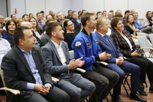 Polski astronauta w kieleckim kampusie - Radio Kielce Polski astronauta w kieleckim kampusie - Radio Kielce