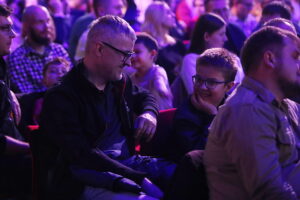 Tłumy na spotkaniu z polskim astronautą - Radio Kielce 29.10.2025. Targi Kielce. Spotkanie Sławosza Uznańskiego-Wiśniewskiego z mieszkańcami Kielc / Fot. Wiktor Taszłow - Radio Kielce