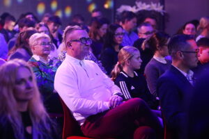 Tłumy na spotkaniu z polskim astronautą - Radio Kielce 29.10.2025. Targi Kielce. Spotkanie Sławosza Uznańskiego-Wiśniewskiego z mieszkańcami Kielc / Fot. Wiktor Taszłow - Radio Kielce