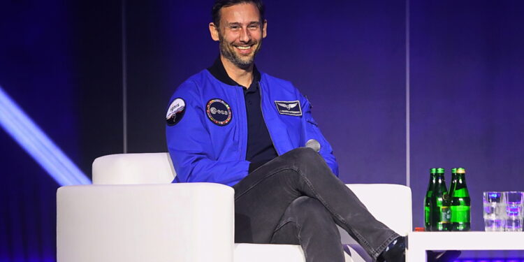 Prezes POLSA cenzuruje polskiego astronautę?
