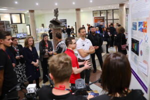 Sławosz Uznański-Wiśniewski odwiedził Politechnikę Świętokrzyską - Radio Kielce 30.10.2025. Kielce. Sławosz Uznański-Wiśniewski na Politechnice Świętokrzyskiej / Fot. Wiktor Taszłow - Radio Kielce