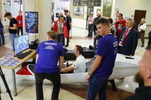 Sławosz Uznański-Wiśniewski odwiedził Politechnikę Świętokrzyską - Radio Kielce 30.10.2025. Kielce. Sławosz Uznański-Wiśniewski na Politechnice Świętokrzyskiej / Fot. Wiktor Taszłow - Radio Kielce