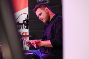 03.10.2025. Kielce. Studio Gram. Koncert Kornelii Patro / Fot. Wiktor Taszłow - Radio Kielce