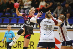 04.10.2025. Kielce. Mecz Ligi Centralna piłki ręcznej Suzuki Korona Handball - Pogoń Szczecin / Fot. Wiktor Taszłow - Radio Kielce