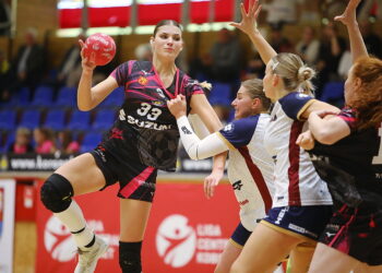 04.10.2025. Kielce. Mecz Ligi Centralna piłki ręcznej Suzuki Korona Handball - Pogoń Szczecin / Fot. Wiktor Taszłow - Radio Kielce