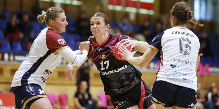 04.10.2025. Kielce. Mecz Ligi Centralna piłki ręcznej Suzuki Korona Handball - Pogoń Szczecin / Fot. Wiktor Taszłow - Radio Kielce