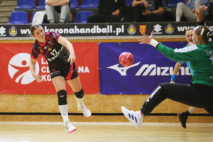 04.10.2025. Kielce. Mecz Ligi Centralna piłki ręcznej Suzuki Korona Handball - Pogoń Szczecin / Fot. Wiktor Taszłow - Radio Kielce