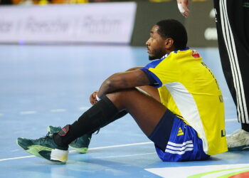 Industria walczy już tylko na jednym froncie