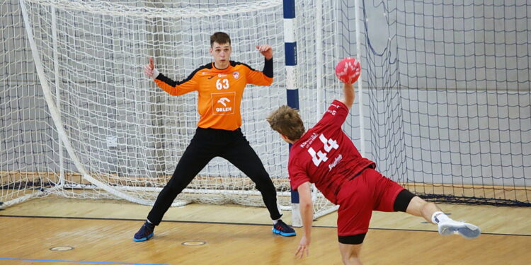 Była walka i zaangażowanie, ale punkty pojechały do Ciechanowa - Radio Kielce Była walka i zaangażowanie, ale punkty pojechały do Ciechanowa