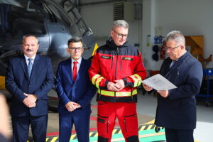 13.10.2025. Masłów. Baza Lotniczego Pogotowia Ratunkowego / Fot. Wiktor Taszłow – Radio Kielce