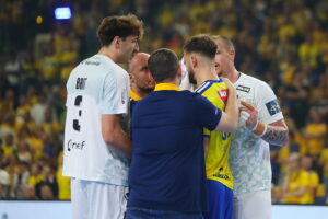 15.10.2025. Kielce. Mecz 5. kolejki Ligi Mistrzów piłkarzy ręcznych Industria Kielce - HBC Nantes / Fot. Wiktor Taszłow - Radio Kielce